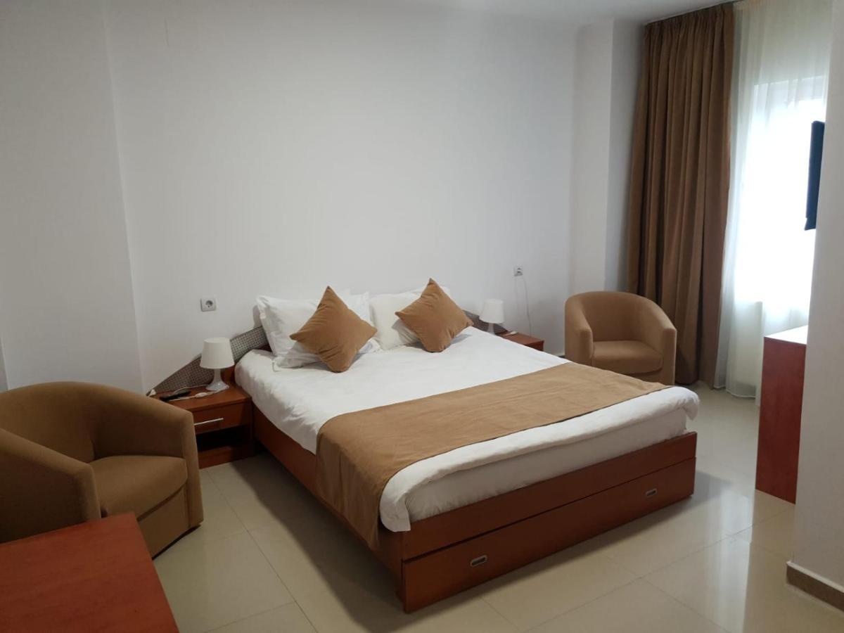 Hotel Top Central Bukareszt Zewnętrze zdjęcie
