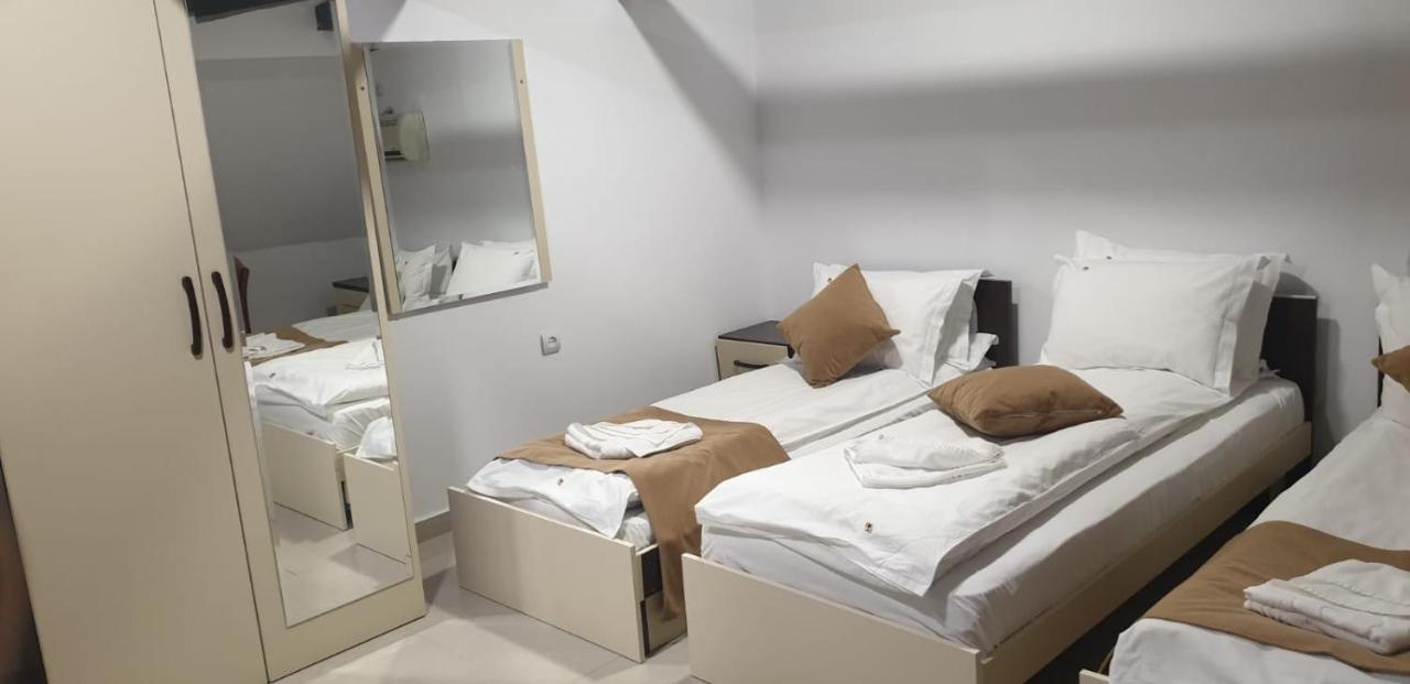 Hotel Top Central Bukareszt Zewnętrze zdjęcie